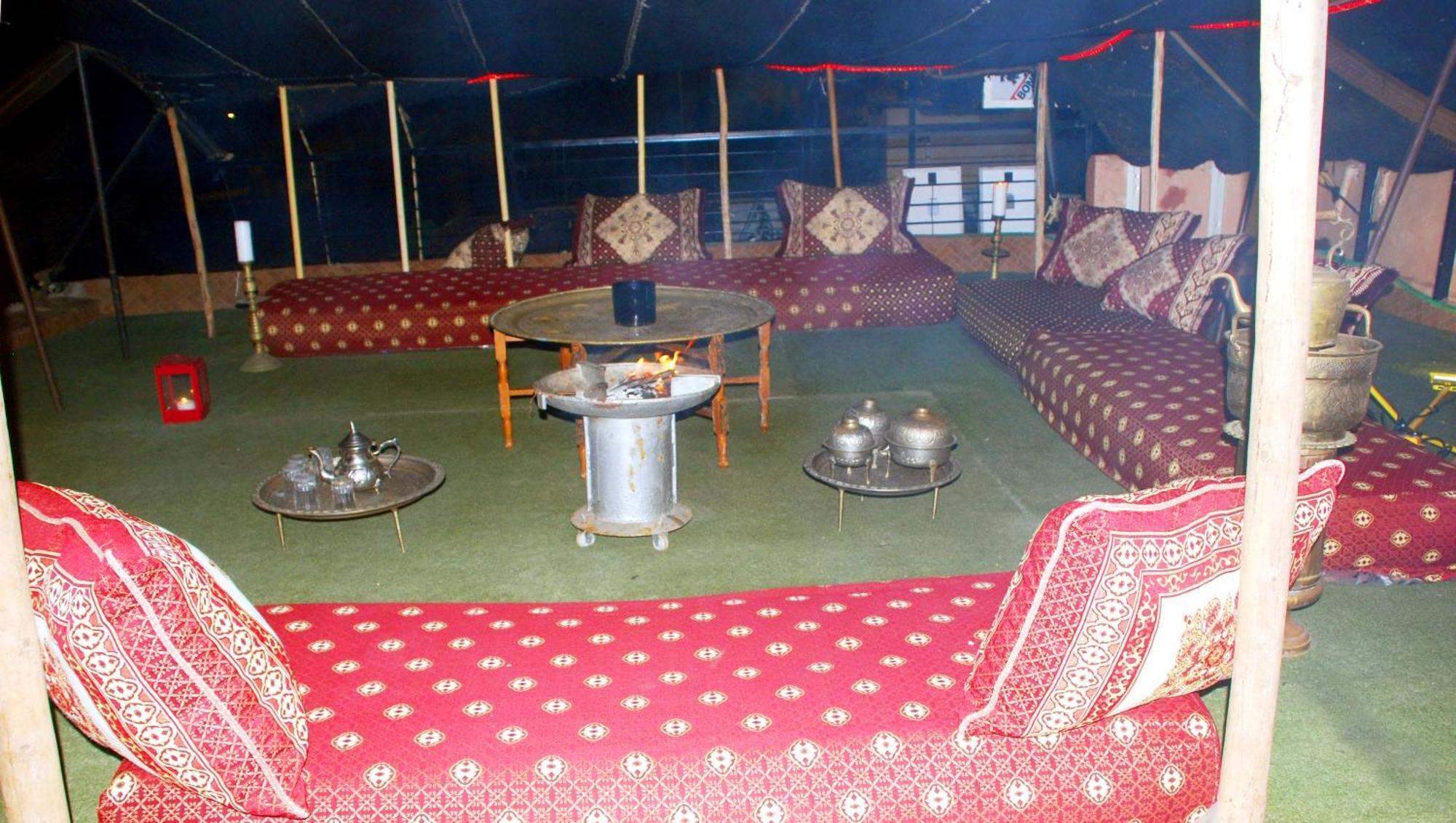 Dar Lghzal Special Offer In Rabat Winner Of Guest Experience 2025 Awards Traditional Sahrawi And Berber Privative Villa With Swimming Pool Jacuzzi Sea View And On Site Restaurant Ideal For Family And Groups In Rabat'S Center No Car Required Esterno foto