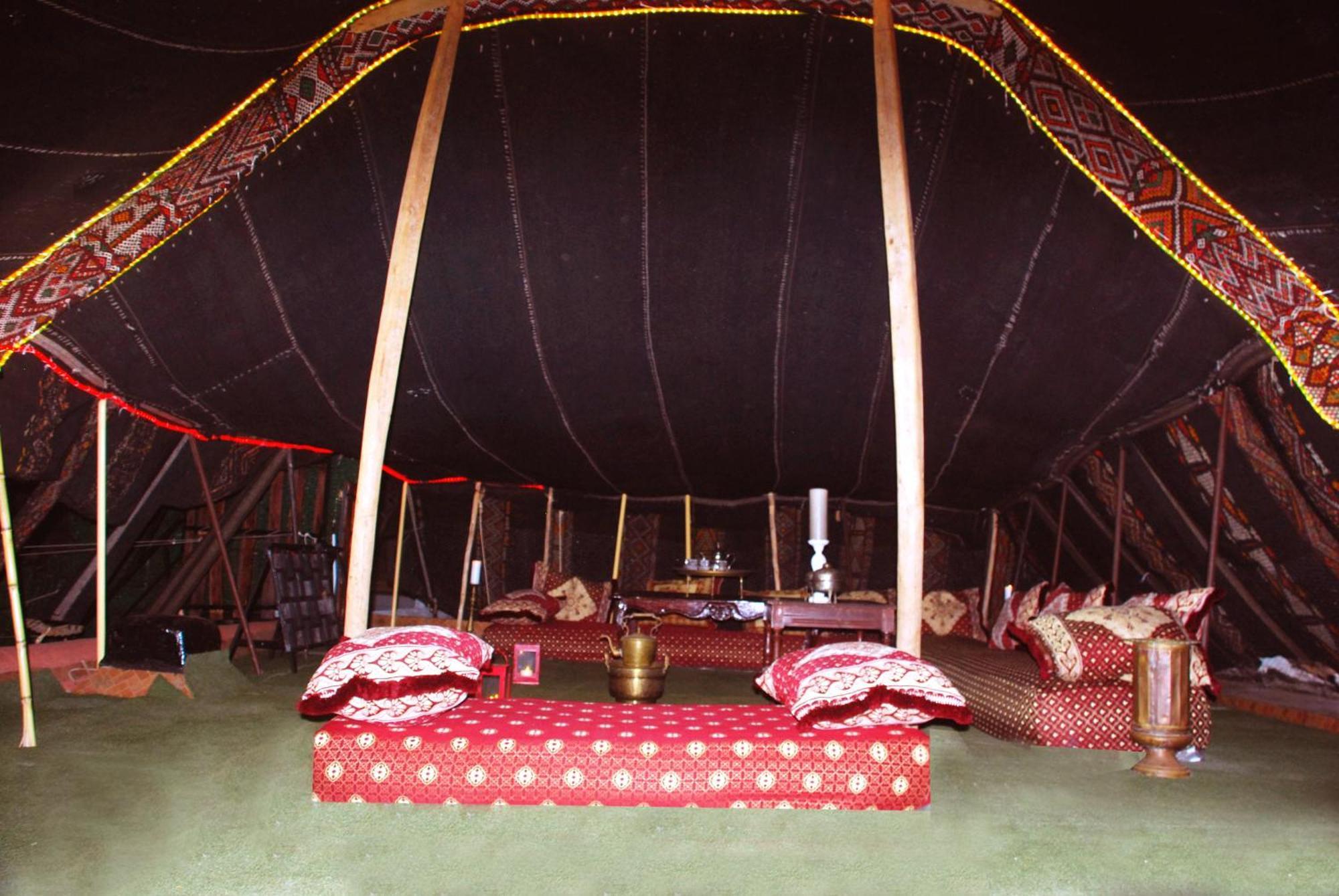 Dar Lghzal Special Offer In Rabat Winner Of Guest Experience 2025 Awards Traditional Sahrawi And Berber Privative Villa With Swimming Pool Jacuzzi Sea View And On Site Restaurant Ideal For Family And Groups In Rabat'S Center No Car Required Esterno foto